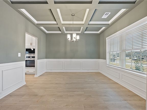 3rd image of 2931 Wyndham Village Dr