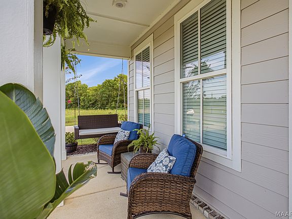 5th image of 6403 Town Ln