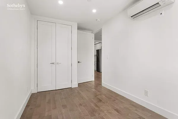 Rented by Sotheby's International Realty | media 25