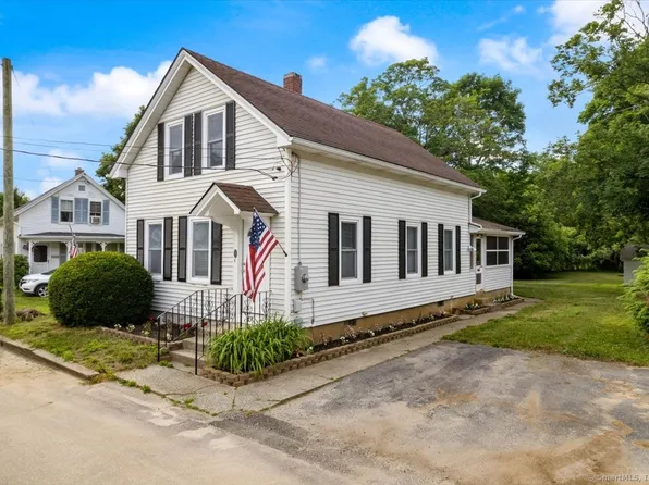 17 Palmer Court, Plainfield, CT 06332