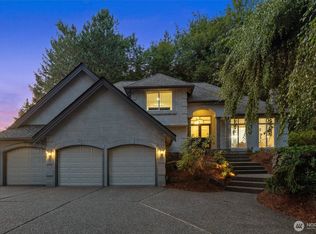 19204 SE 25th St, Sammamish, WA 98075