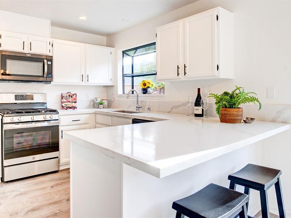 1st image of 925 Wood Sorrel Drive