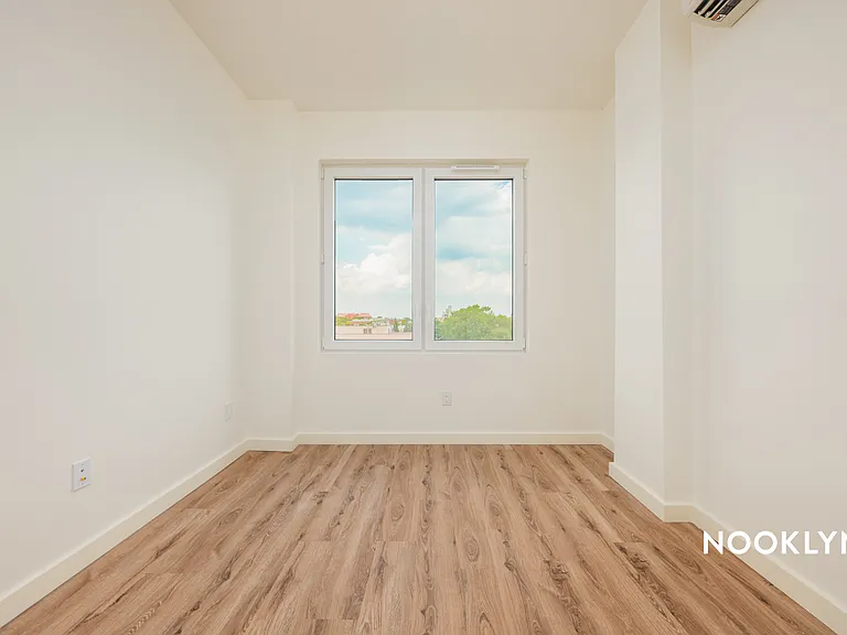 150 Bayard St #5C — Photo 6