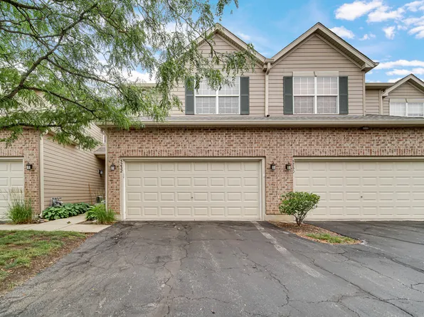 5232 Cobblers Xing, McHenry, IL 60050