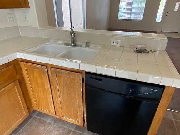 5th image of 1709 Matador Way
