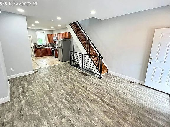 2nd image of 2939 N Bambrey St