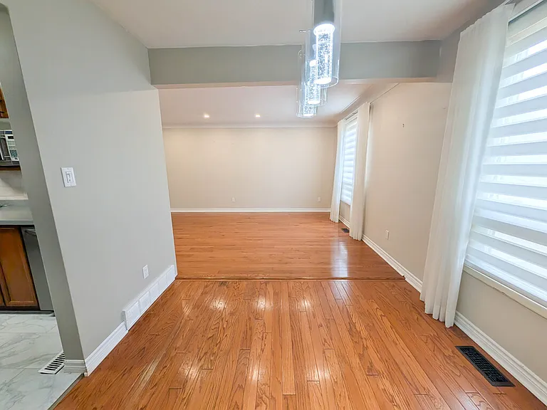 5810 Vine St #1 — Photo 8