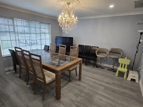 40568 No 4 Rd, Abbotsford, BC V3G 2S3