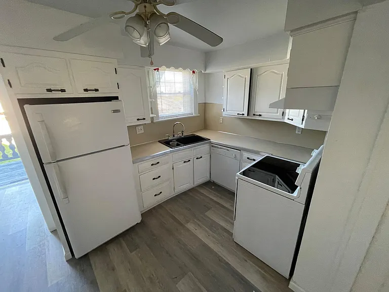 1269 Pocono Blvd — Photo 16