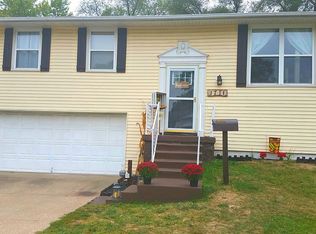 1711 Heisel Ave, Pekin, IL 61554