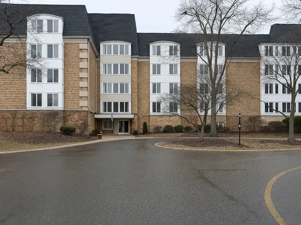 150 Lake Blvd APT 120, Buffalo Grove, IL 60089
