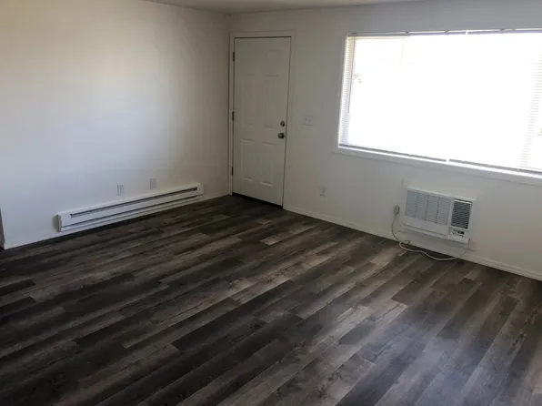 1143 W Cascade Ave, Moses Lake, WA 98837