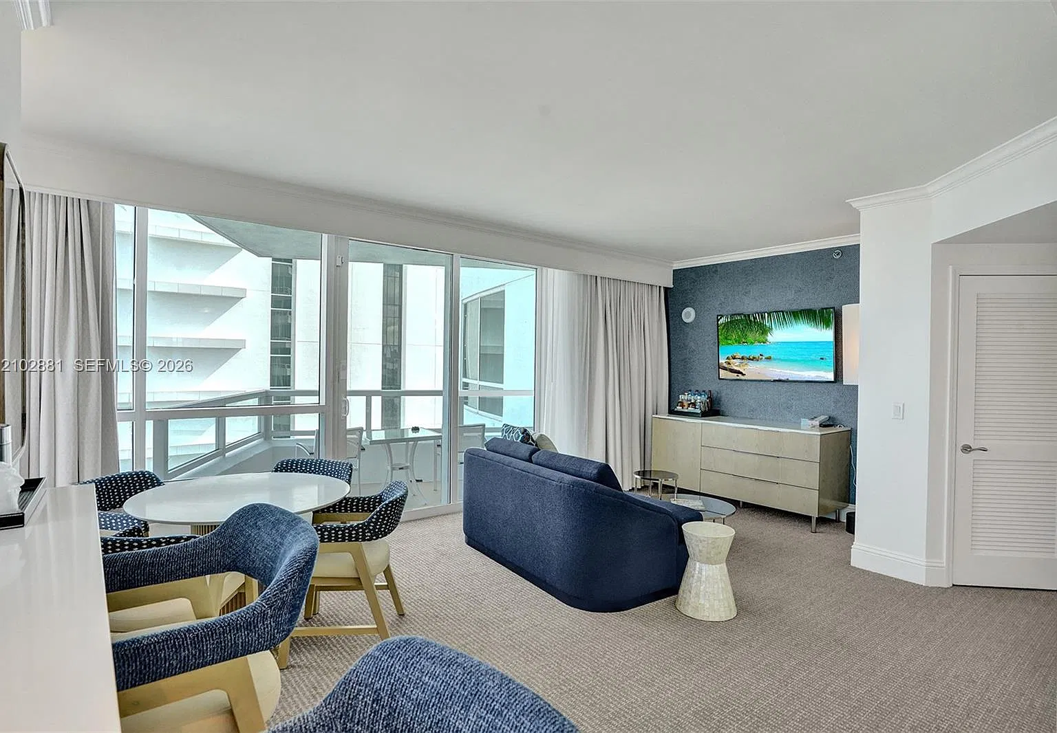 4401 Collins Ave — Photo 4