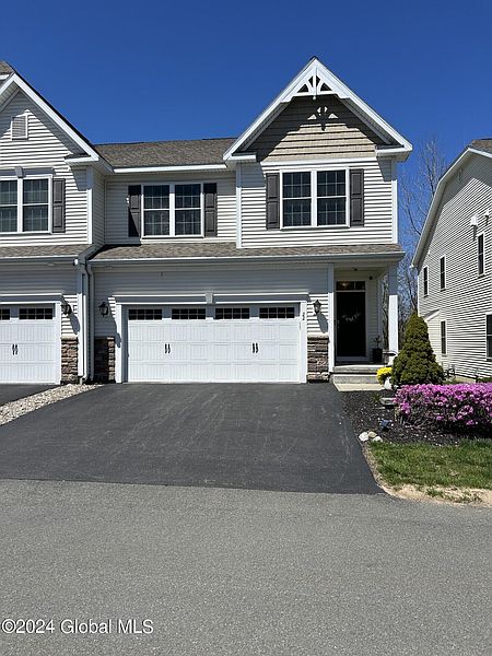 2nd image of 22 ANDRIANA Lane #22
