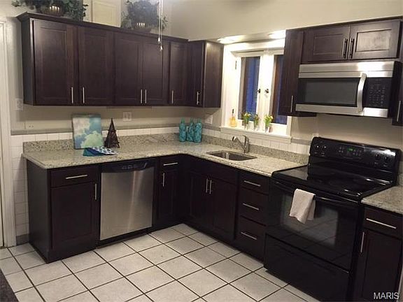 3rd image of 6119 Marwinette Ave