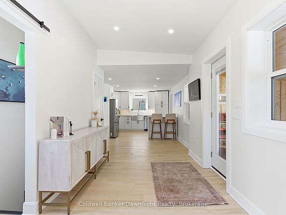 4th image of 24 Mill Rd W