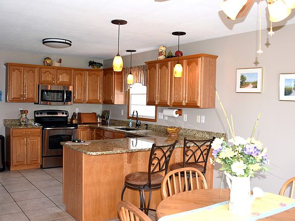 5th image of 24414 Burr Oaks Ln