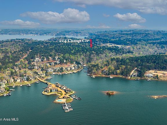 3rd image of 214 Camp Cir