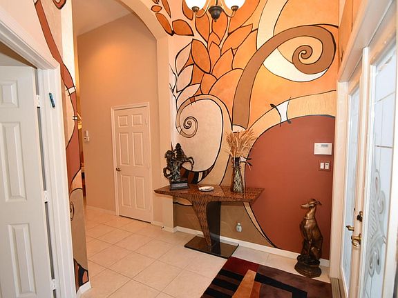 4th image of 7768 Campania Dr