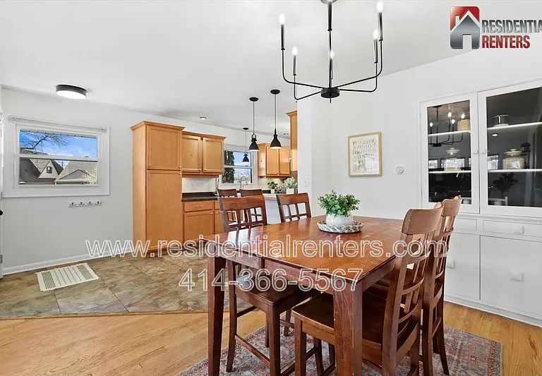 3615 N 87th St — Photo 3