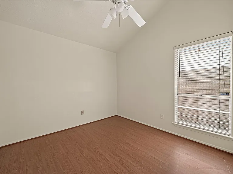 2714 S Brompton Dr — Photo 28