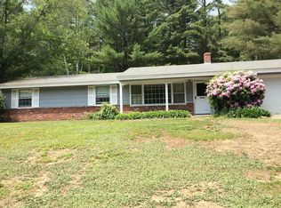 14 Howe St, Ipswich, MA 01938