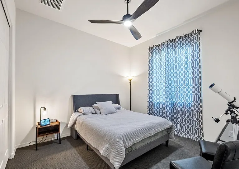 719 E Danum Valley Dr — Photo 18