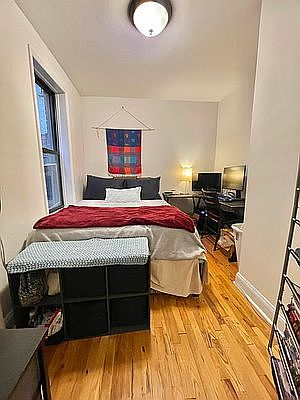 2nd image of 512 E 80th St APT 11