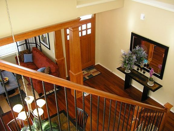 Vaulted view of the entry way