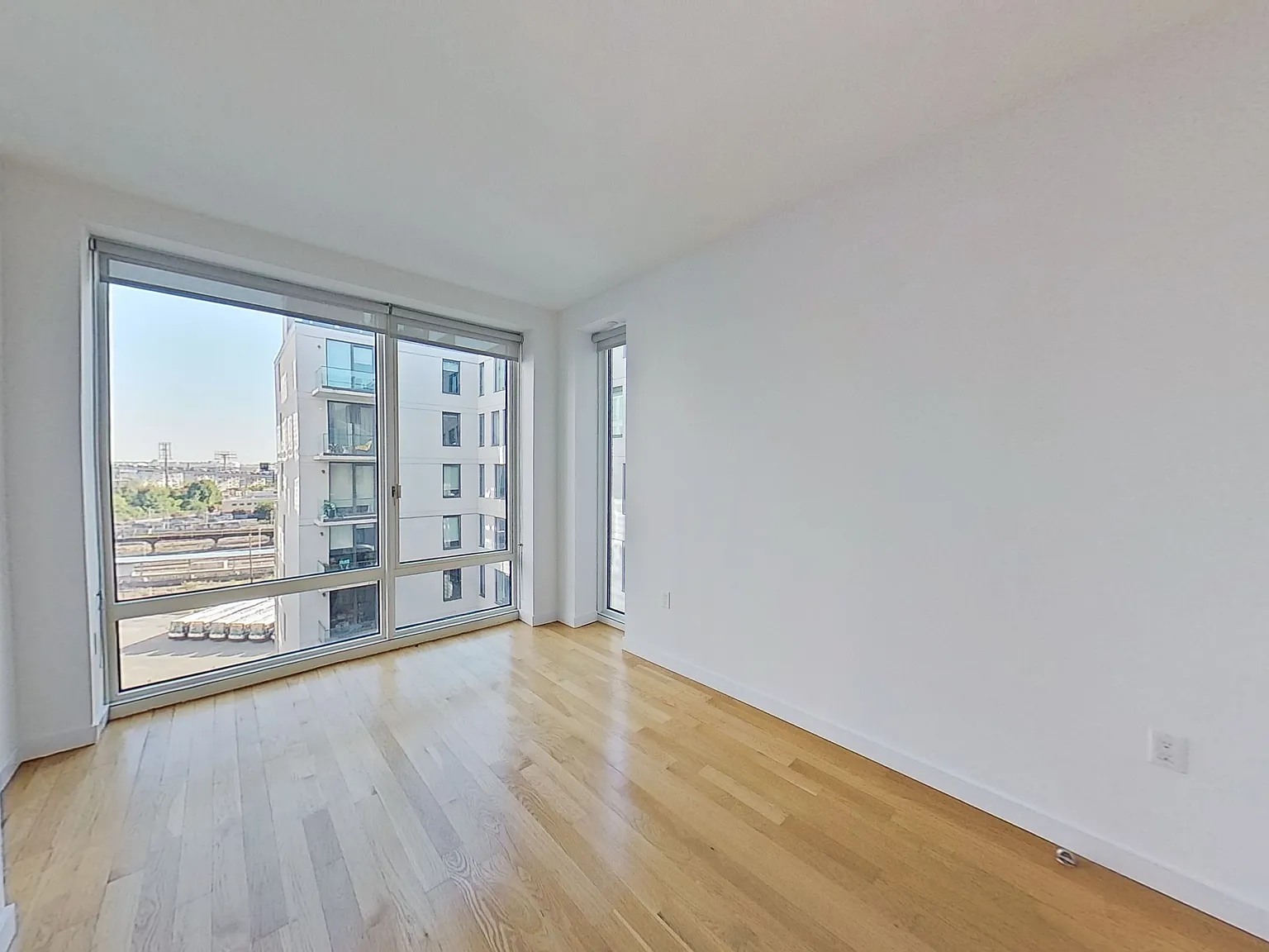 22-22 Jackson Avenue — Photo 4