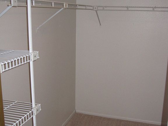 2nd image of 1456 E Foxboro Dr #1