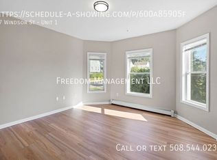67 Windsor St UNIT 1, Worcester, MA 01605