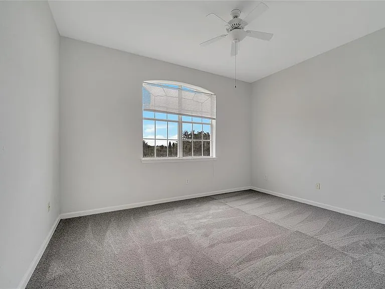817 Terrace Ridge Cir #817 — Photo 23