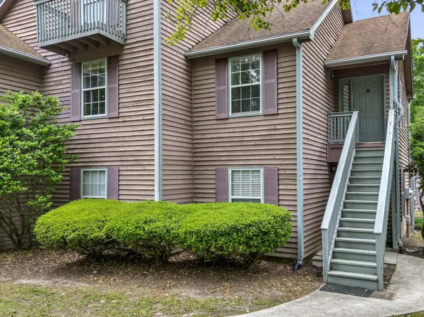 7920 Parklane Ct APT H, North Charleston, SC 29418