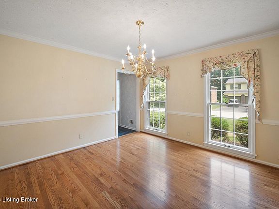 4th image of 3902 Jenica Way