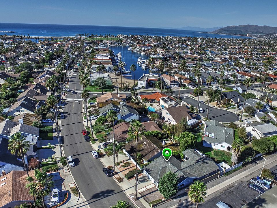 Located in Ventura Keys
