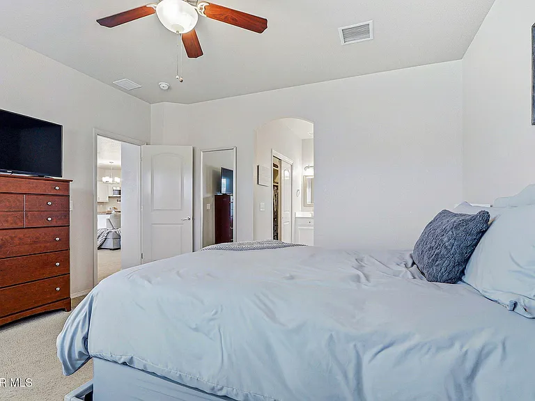7120 Falling Leaf Cir — Photo 28