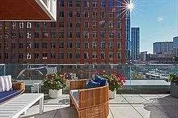 135 Seaport Blvd #532