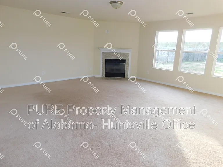 108 Barnard St — Photo 4