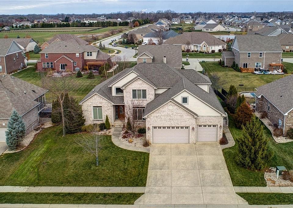 1st image of 3692 Woodvine Dr