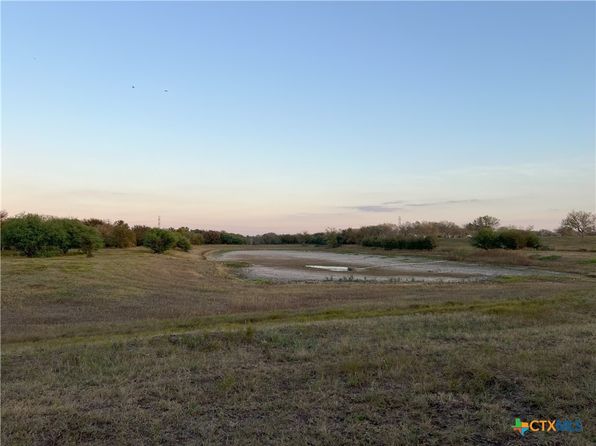 735 Old Zorn Rd, San Marcos, TX 78666