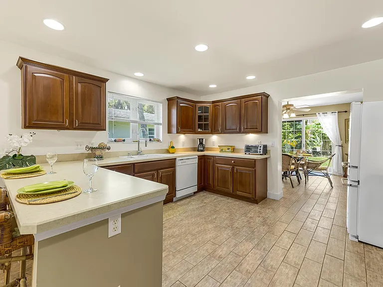 Turtle Cove Ln — Photo 9
