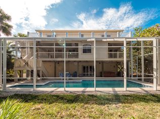 940 Spoonbill Ct, Sanibel, FL 33957