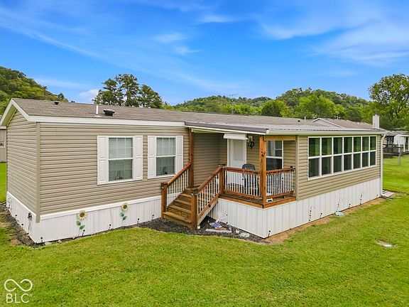 3rd image of 1072 E State Road 56