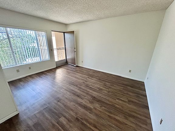 3rd image of 4319 Copeland Ave #6