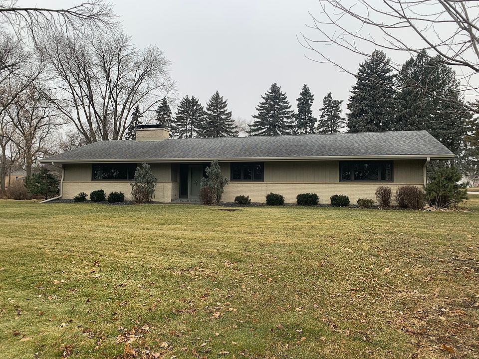 1st image of 101 Lawler St