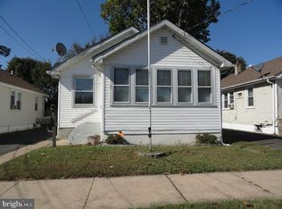 77 Reeger Ave, Hamilton, NJ 08610