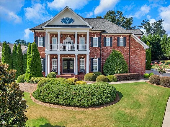 4th image of 1485 Mountain Side Dr