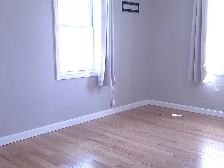 13 Marion St — Photo 11