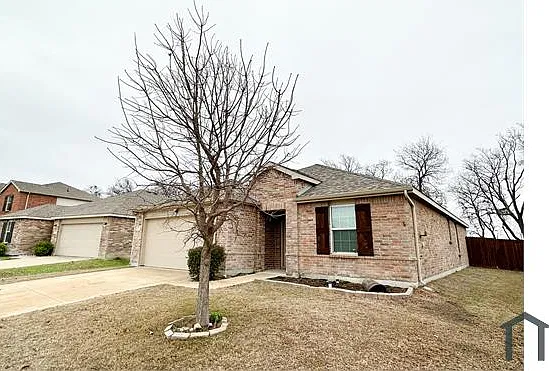 4 bed, 1800 sqft, $2,800 — Photo 2
